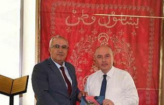 Başkan Arslan, Vali Coşkun’a Çameli Sempozyumu...