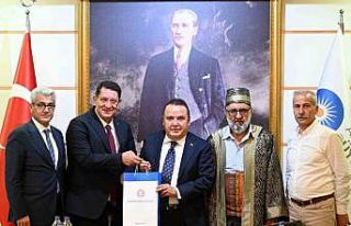 Başkan Böcek, esnaf temsilcilerini ağırladı