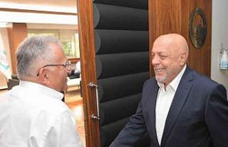 Başkan Büyükkılıç, HAK-İş Genel Başkanı...