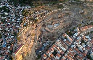 Başkan Çelik Kentsel Dönüşüm Şantiyesinde incelemelerde...