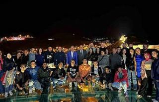 Başkan Pekmezci, yabancı öğrencileri Bamsı Beyrek...