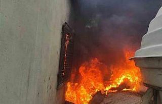 Batman’da lastik deposunda çıkan yangın paniğe...