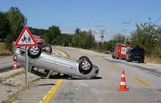 Belediye başkanının bulunduğu makam aracı otomobil...