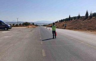 Bilecik’te arama kaydı bulunan 2 kişi yakalandı