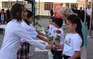 Bingöl’de eğitim-öğretim yılının ilk ders...