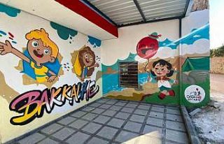 Bu markette çocuklar için satılan ürünlerden...