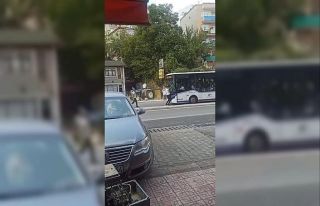 Bu sefer yaya, otobüse çarptı