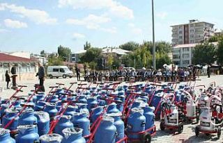 Bulanıklı çiftçilere ekipman desteği sağlandı