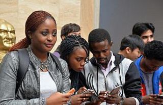 Bursa Uludağ Üniversitesi 71 bin öğrenciyle ders...