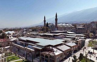 Bursa’da tarih değerini buluyor