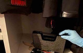 Bursa’da tefecileri şafak vakti böyle bastılar...Mal...