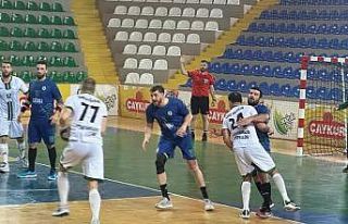 Büyükşehir Hentbol, Rize’yi mağlup ederek zirve...