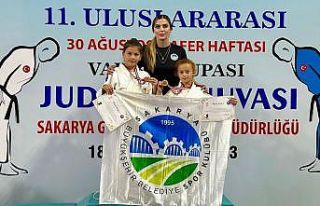 Büyükşehir’in süper miniklerinden önemli başarı