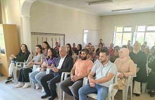 Çalıştay programında fikir alışverişi yapılarak...