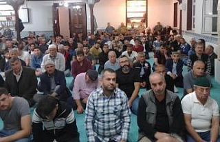 Çankırı’da Mevlit Kandili’nde eller semaya...