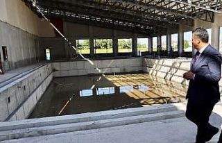 Çarşamba Yarı Olimpik Yüzme Havuzunda sona yaklaşıldı:...