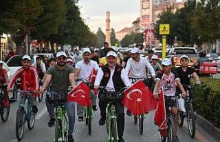 Çorum Belediyesi bisikletle şehir turu düzenledi
