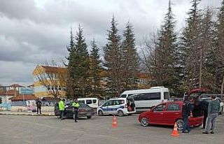 Çorum’da kurallara uymayan sürücüler cezadan...