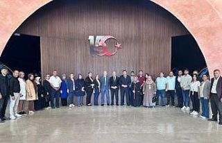 Cumhurbaşkanı Başdanışmanı Aslan, şehit ve...