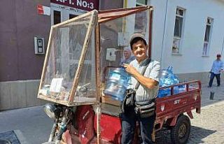 Damacana su dağıtarak sağlıklı kalıyor