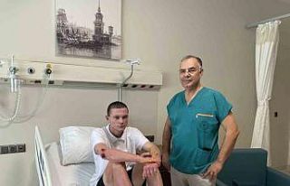 Deodorant sıkılırken çakılan çakmak sonları...