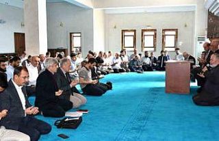 Deprem bölgesinde görev alan personele başarı...