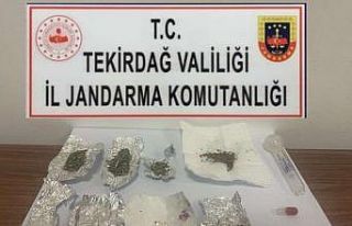 Devriye gerçekleştiren jandarma uyuşturucu ele...