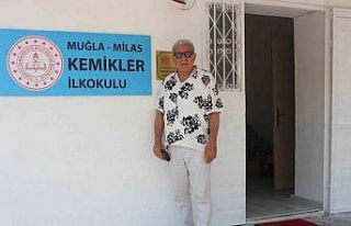 Domates ekti, okul yaptı