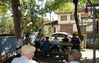 DSİ yetkilileri köylerde vatandaşı arazi toplulaştırması...