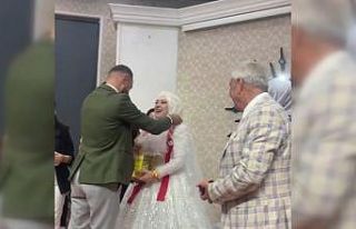 Düğünde geline altın yerine 5 litrelik Ayçiçek...