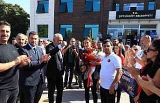 Dünya şampiyonu Çavuşoğlu, Yalova’da coşkuyla...