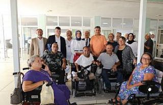 Efeler Gençlik Kampı, özel bireylere ev sahipliği...