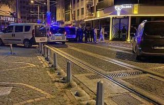 Eğlence mekanında silahlı kavga : 2 yaralı