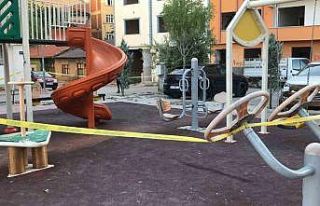 Elazığ’da çocuk oyun parkında silahlı çatışma:...