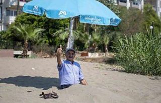 Emekli evi üyeleri birlikte zaman geçirmenin keyfini...