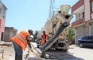 Ergani’de yol onarım çalışmalarına başlandı