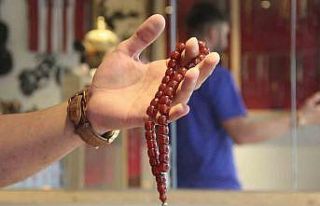 Erkekler satın alırken fiyatına bakmıyor, bu tespihler...