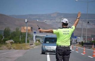 Erzincan’da 15 gün içerisinde 2 bin 261 araca...