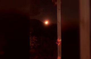 Erzurum’da geceyi aydınlatan göktaşı cep telefonu...