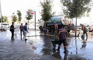 Erzurum’da temizlik timleri işbaşında