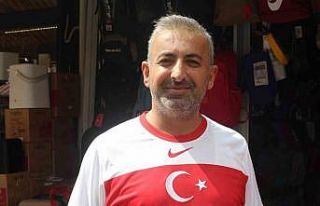 Eskişehirli esnaf milli takımın Ermenistan’ı...