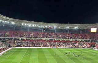 Eskişehirli futbolseverler, Türkiye-Ermenistan maçına...