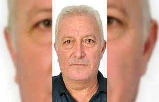 Evinde rahatsızlanan adam hastane yolunda hayatını...