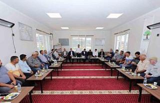 Fadıloğlu, mahalle sakinlerinin taleplerini dinledi