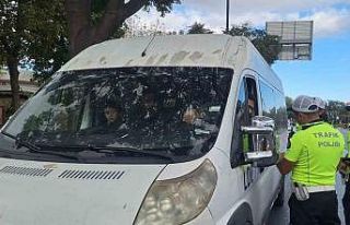 Fatih’te okul servislerine denetim