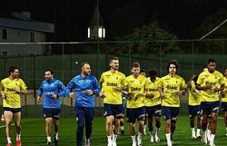 Fenerbahçe, Antalyaspor maçı hazırlıklarına...