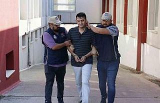 FETÖ’den kesinleşmiş hapis cezası olan eski...