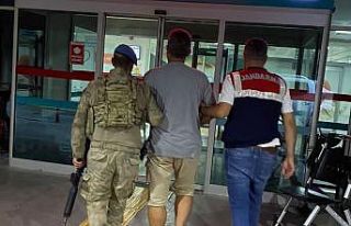 FETÖ’nün TSK yapılanmasına İzmir merkezli operasyon:...