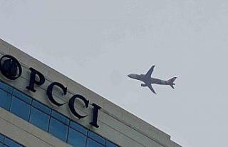 Filipinler’de yanardağın püskürttüğü duman...