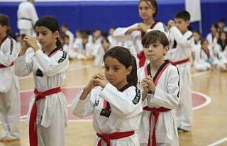 Gölcük Belediyesi tekvandocuları kuşak atladı